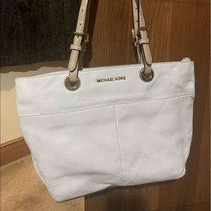 Michael Kors White pocketbook